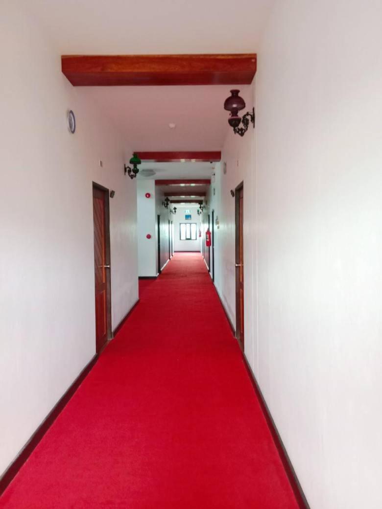 Jingjit Hotel Krabi Exterior photo