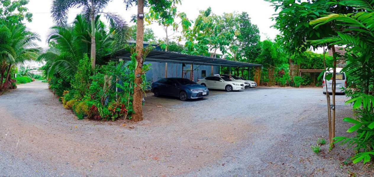 Jingjit Hotel Krabi Exterior photo
