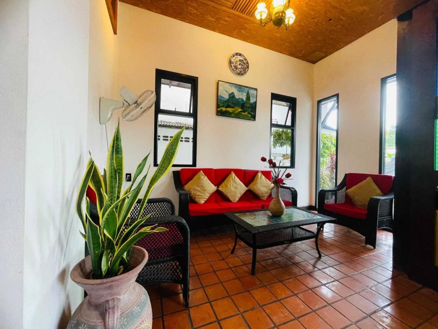 Jingjit Hotel Krabi Exterior photo