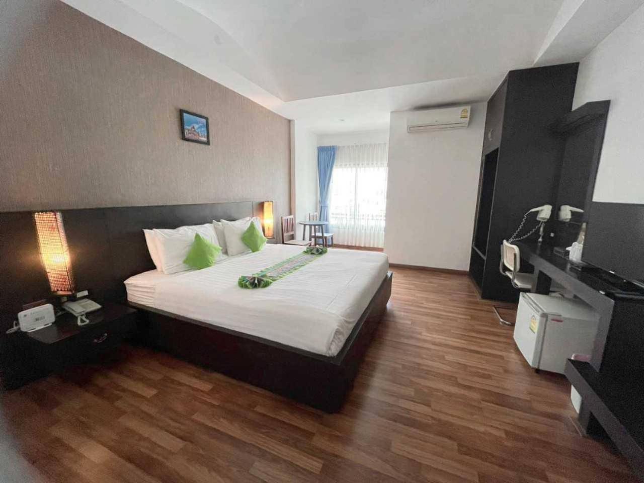 Jingjit Hotel Krabi Exterior photo